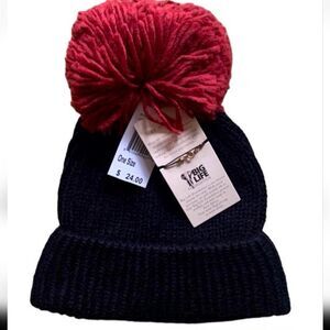Quagga Jumbo Pom Beanie Sustainable Green Label